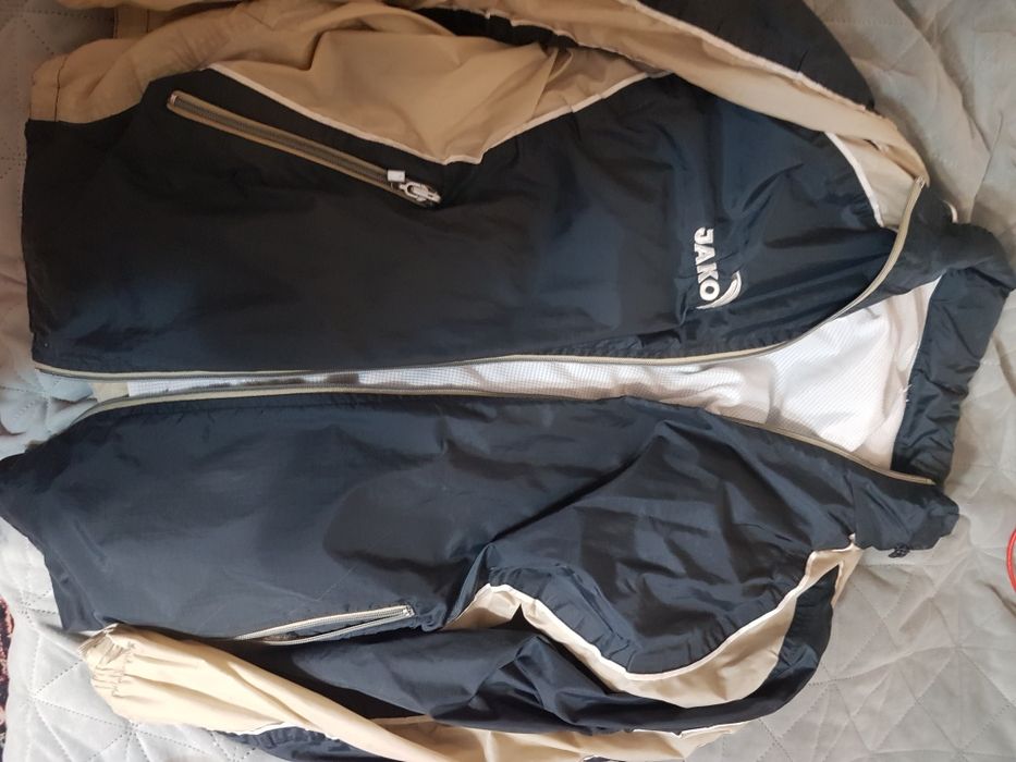 Дъждобран  и якета за дъжд - 15 лв