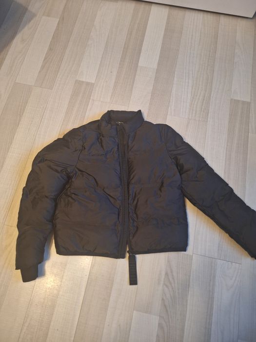 Vand geaca neagra groasa