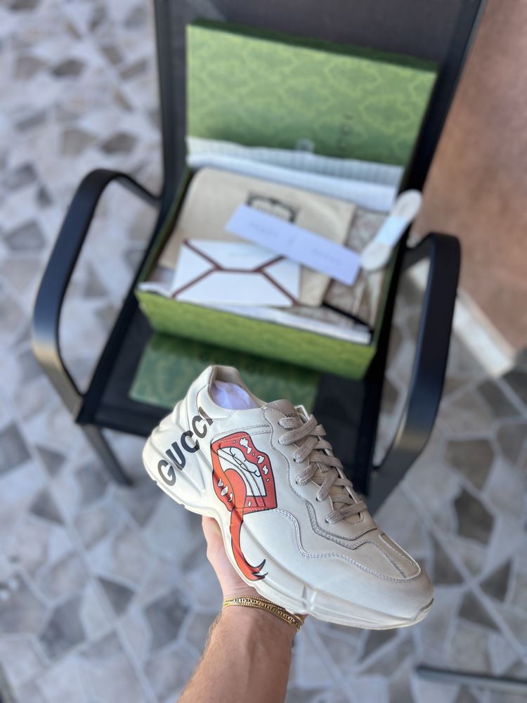 Gucci Rhyton Sneakers Kiss Leather
