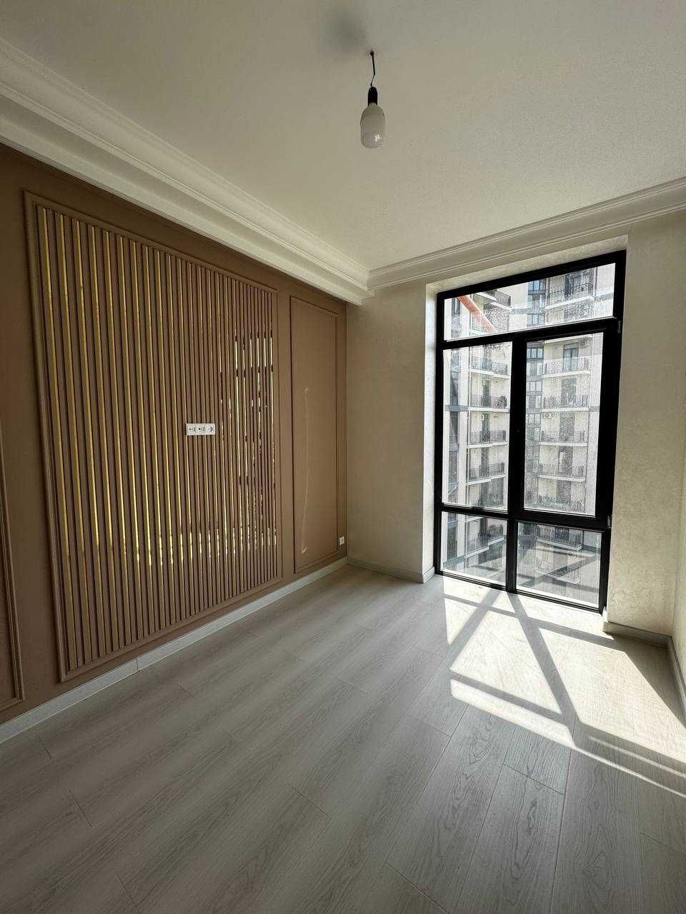 ПРОДАЕТСЯ 2/8/12 55м2 ЖК Caravan avenue на: Максим Горький