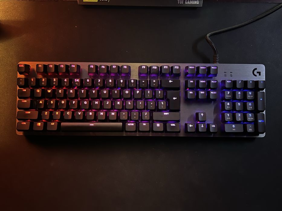 LOGITECH G513 Carbon