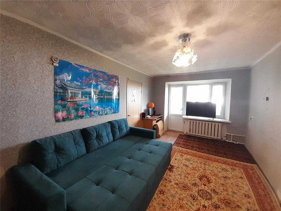 Продам 2 к квартиру по улице Победы на 5/5 эт