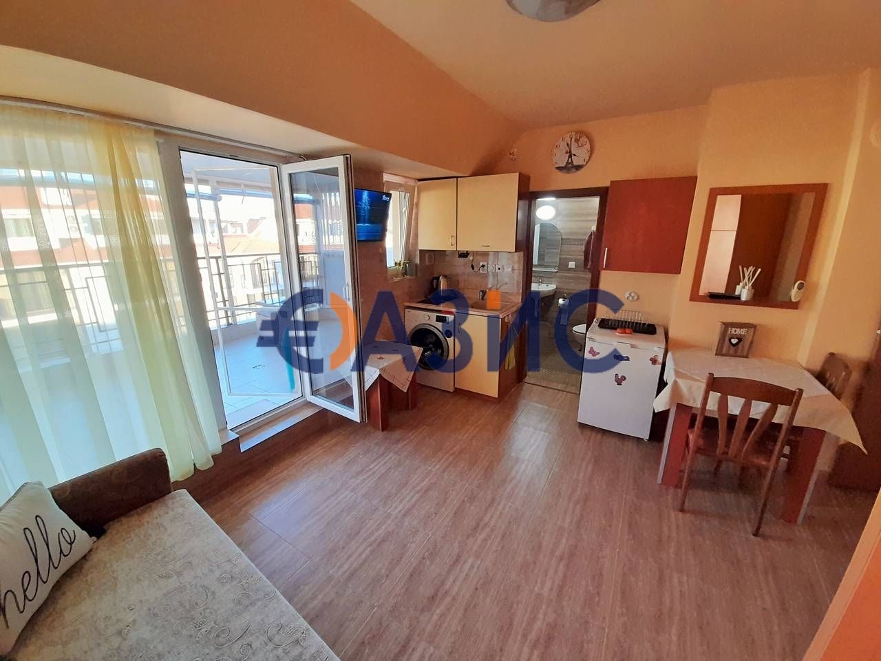 Продава се Едностаен апартамент в к.к. Слънчев бряг - 35 кв.м за 1272 €/кв.м - Снимка #5