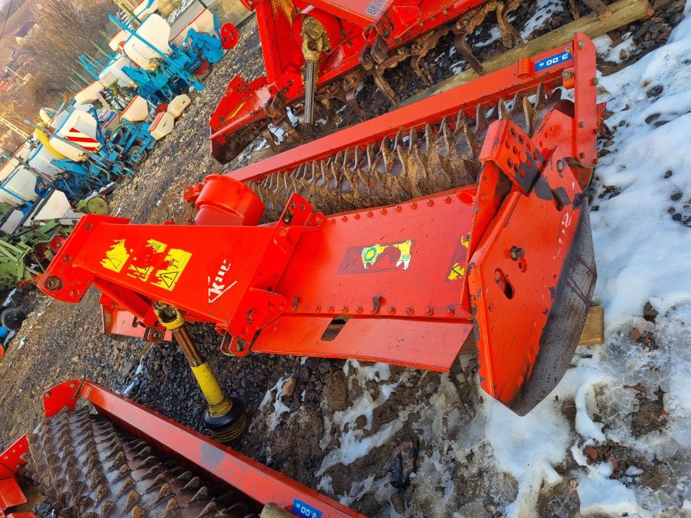 Freza Grapa Rotativa Kuhn HRB 302D
