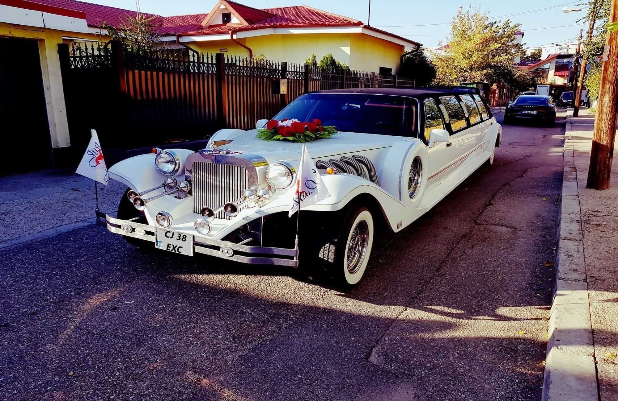 limuzina cu sofer Chrysler sau Excalibur epoca pentru evenimente