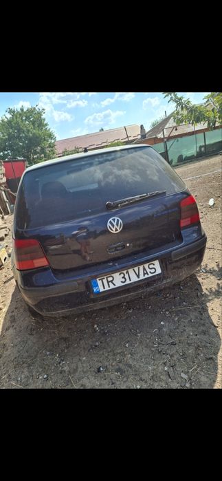 De vanzare, golf 4 1998