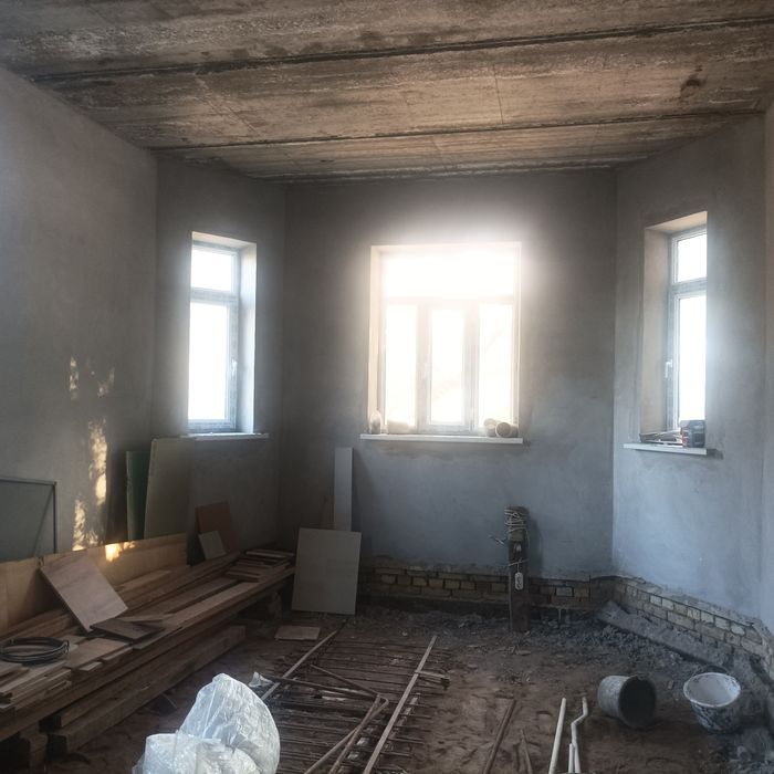 2 этажли угловой жой сотилади