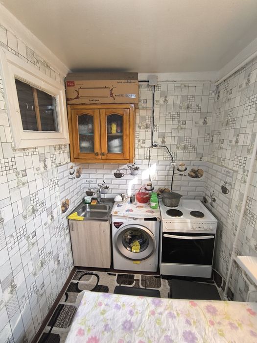 3 ком квартиру Сергели Спутнике в ЯНГИХОЁТСКАМ районе в деревянном дом