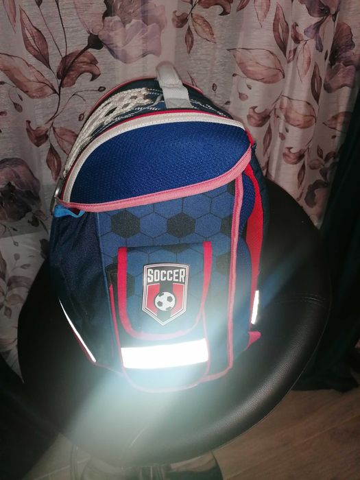 Раница за училище за момче