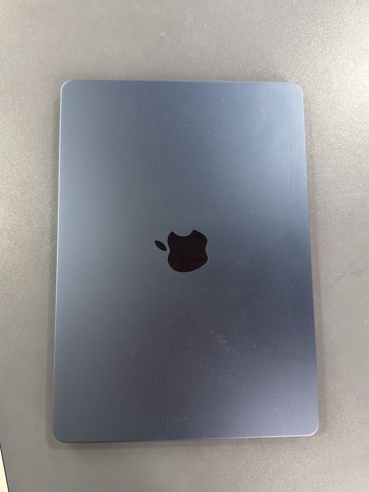 MacBook Air M3 2024 midnight