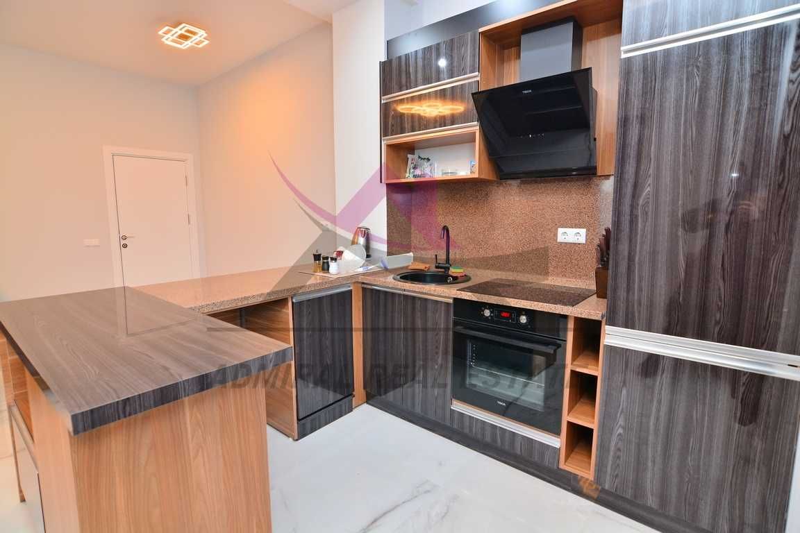 Продава се Двустаен апартамент в Варна, м-т Траката - 80 кв.м за 2360 €/кв.м - Снимка #3