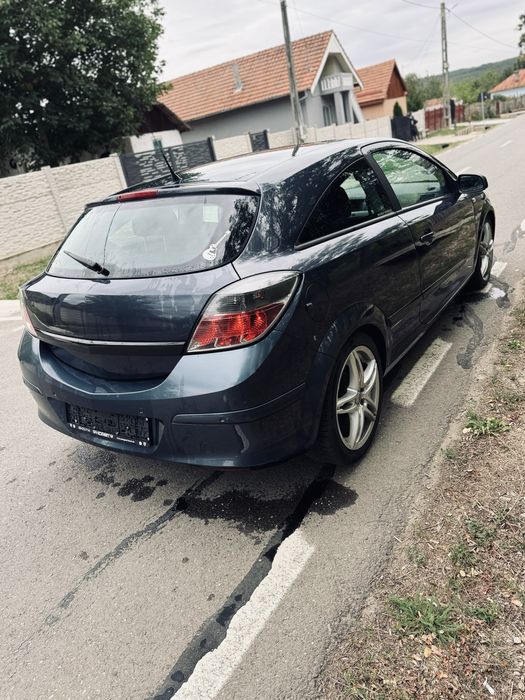 Vand opel astra h Gtc