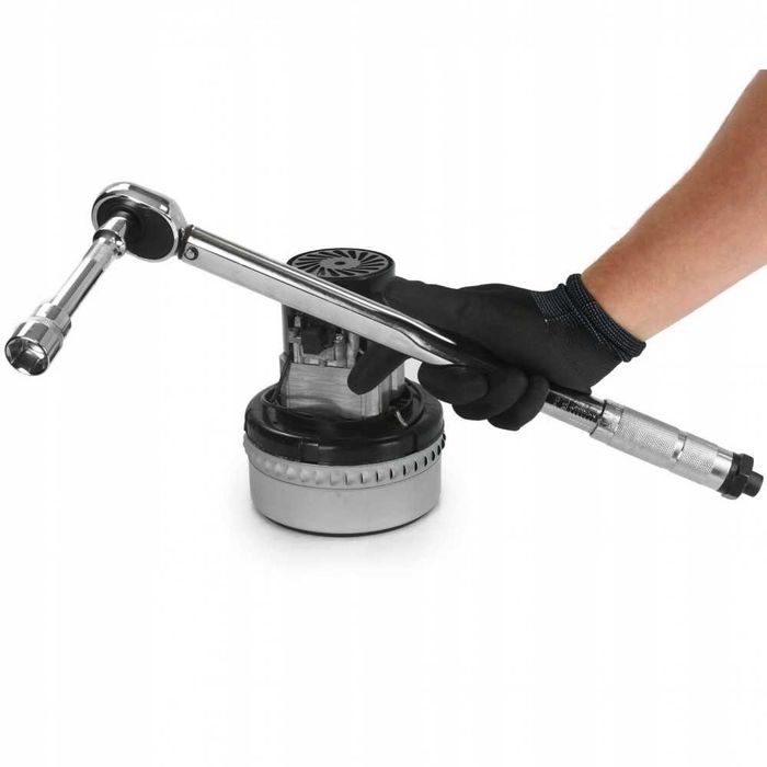 Динамометричен ключ 1/2 28–210Nm вложки 17, 19, 21мм + удължител 125мм