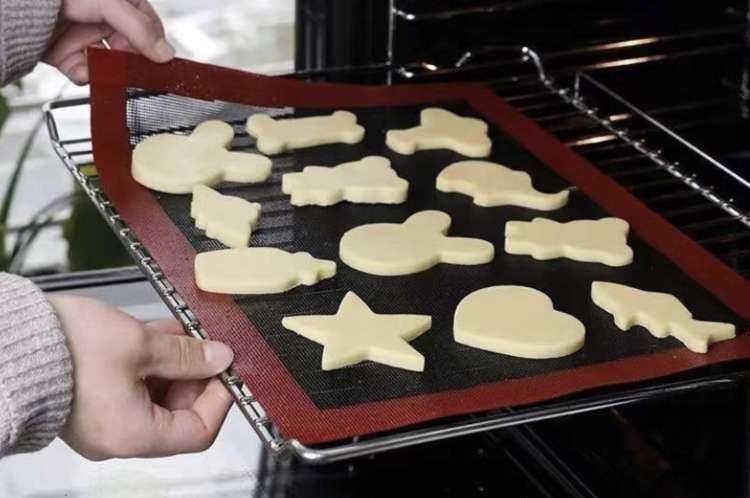 Силиконова подложка за печива като еклери, соленки, за фурна, Ruhhy