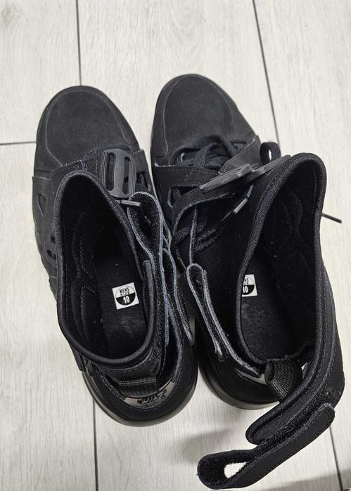 ghete basket Nike Air Unlimited