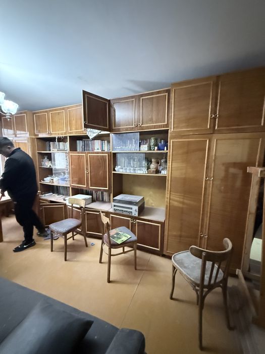 Отдаю старые вещи, самовывоз