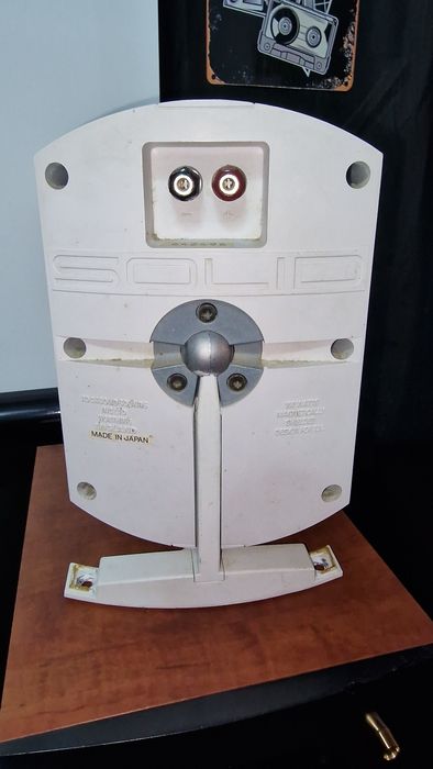 Boxe B&W Solid  si difuzoare Isophon