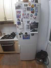 Холодильник большой в отличном состоянии