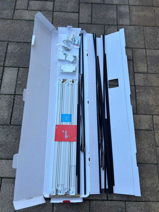 tesa® FALT – Cadru pliabil din aluminiu, telescopic, pentru uși