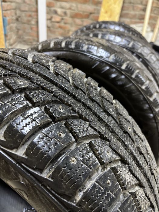 Зимние шипованные 195/60/15