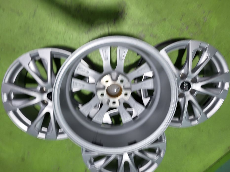 17 5x112 Audi A4 A5 A6 лети джанти 5х112 ауди а4 а5 а6 Сиви