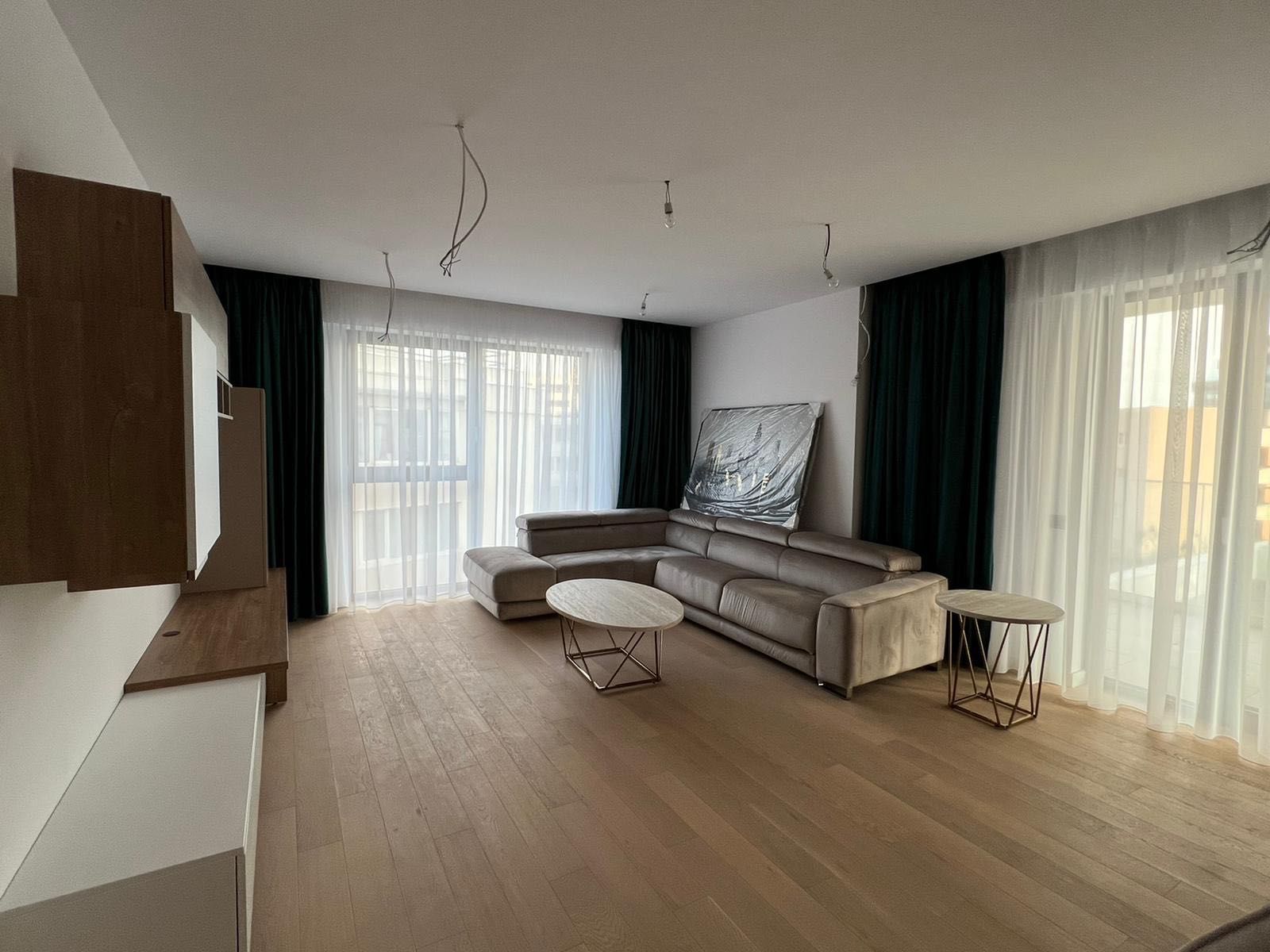 Apartament nou, Nicolae Caramfil