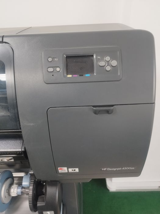 Плоттер hp в отличном состоянии