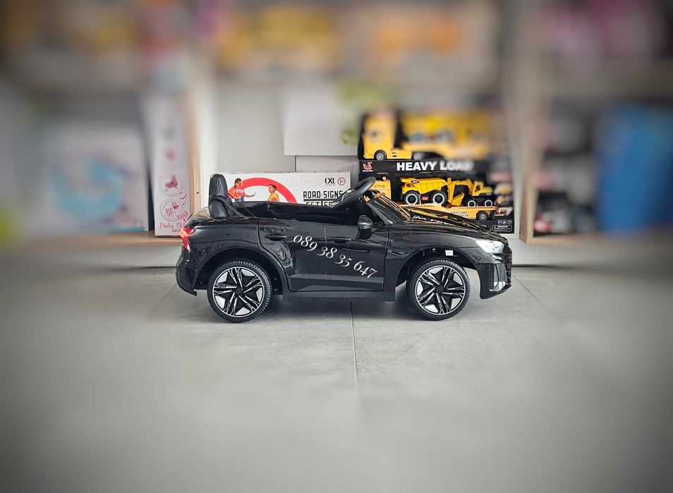 ТОП ЦЕНА!НОВО!Акумулаторна кола AUDI RS E-tron с меки гуми,12V батерия