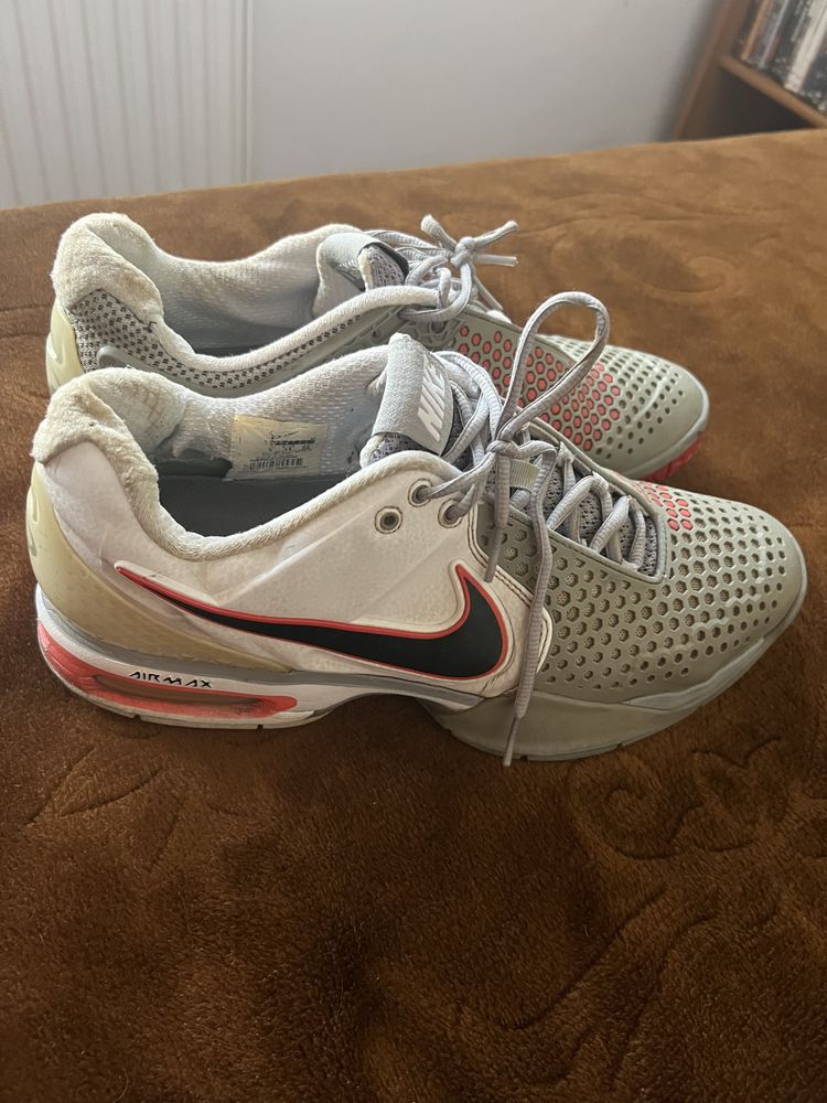 Vand adidasi barbatesti Nike (43)