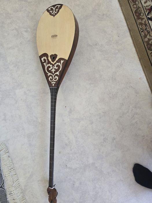 Профессиональная домбыра ручная мастерская работа