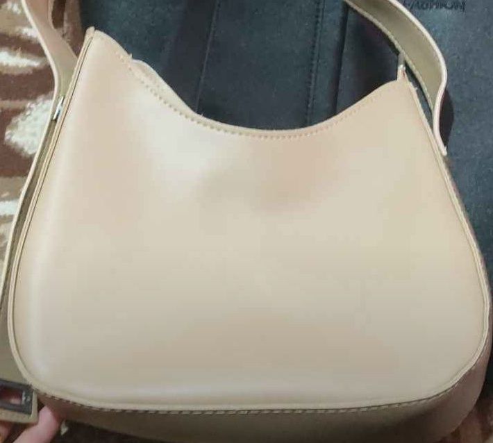 Ayollaruchun yelkama sumka