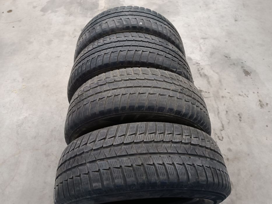 Anvelope iarna 235 65 17 Falken