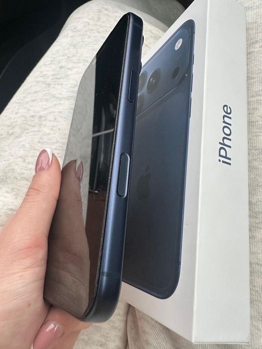 iPhone 17 PRO Deep Blue