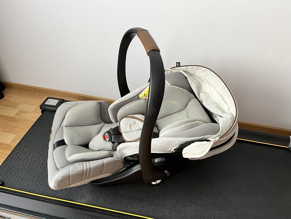 Scoica auto inclinabila Joie i-Size i-Level Recline Signature Oyster