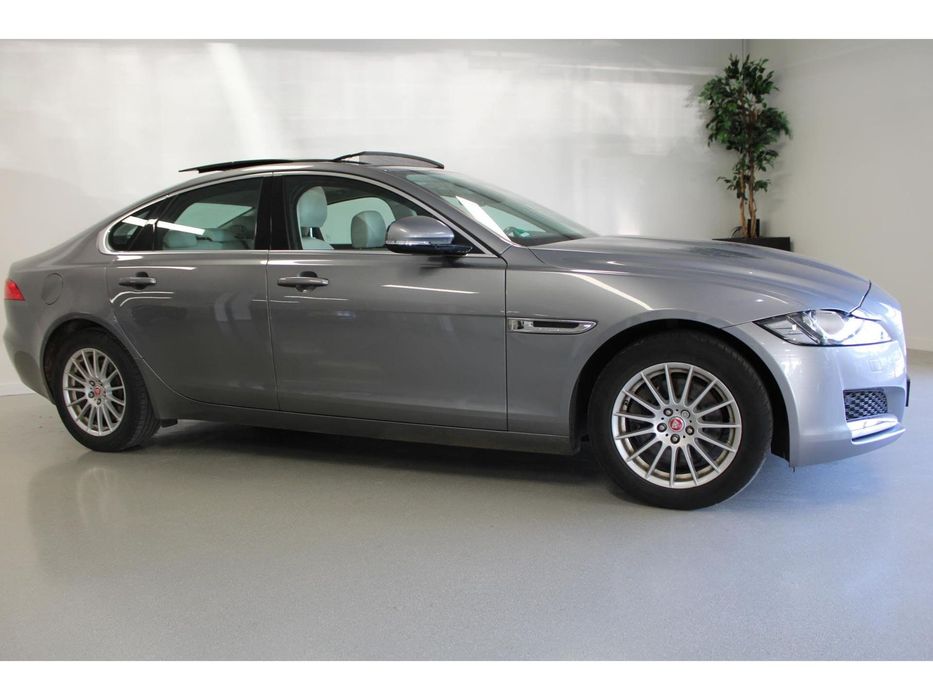 Jaguar XF Jaguar XF Portfolio 2.0D