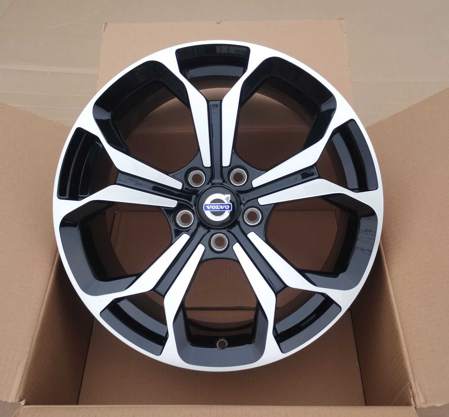 Jante 17 Volvo V60 V90 C30 C70 S40 S60 S80 XC40 XC60 XC 70 XC90
