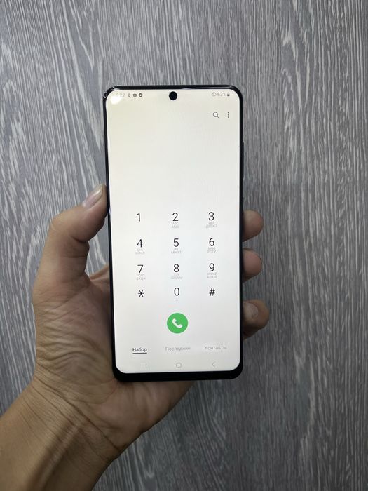SAMSUNG S20 Plus 256GB.   .