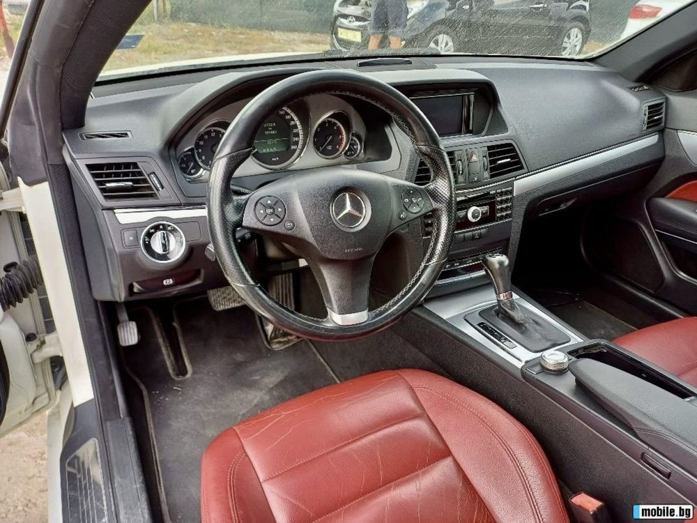 Mercedes-Benz e220 coupe