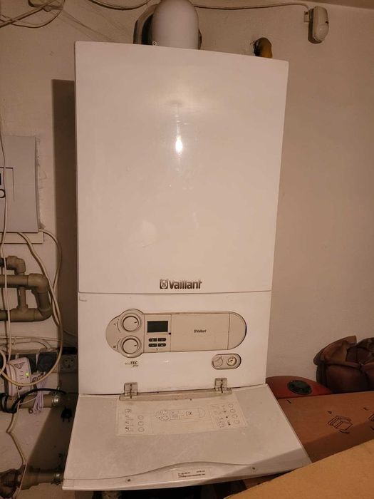 Pompa apa Grundfos ptr centrala termica Vaillant 44kW VU OE 466/4-5