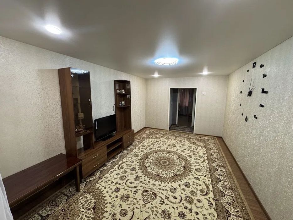 Квартира 3/4/4 
Кадышева 
Ориентир садик Гулливер.