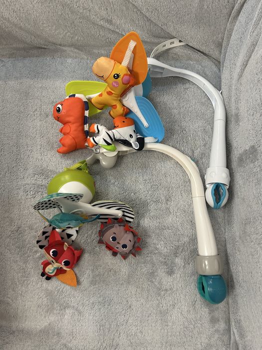 Музикална въртележка- 2броя/ Tiny Love/ Bedside Bell Baby