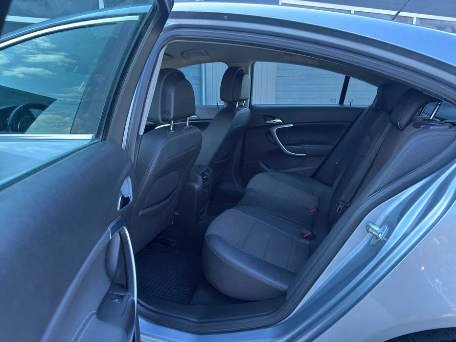 AN 2009 / Tapiserie Semi Piele / Toate Schimburile sunt la Zi