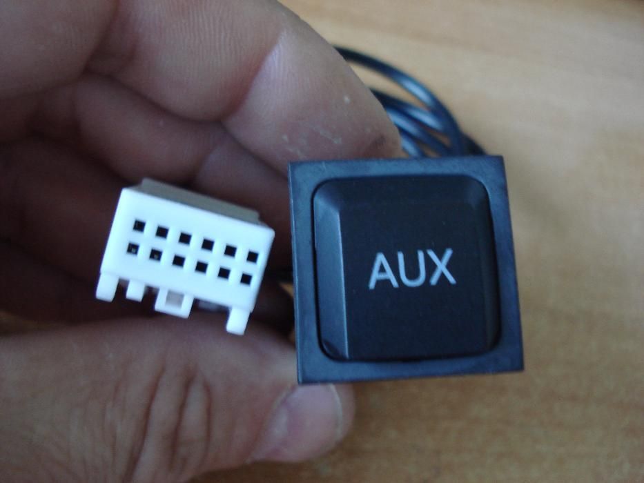 Aux in за vw golf 5 / vw jetta (vw/seat/audi/skoda)