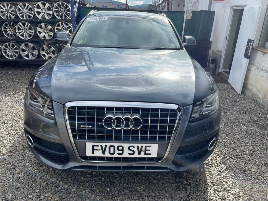 Capota AUDI Q5 2008 - 2012 SUV 4 Usi GRI (971) NECESITA REPARATII