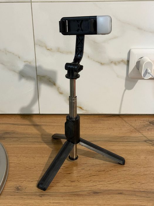 Штатив для телефона