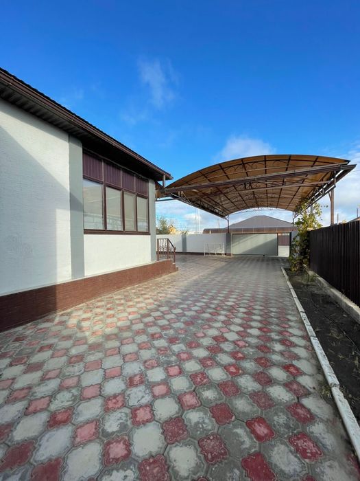 продается просторный дом