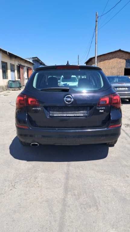 Dezmembrari Opel Astra J 1.4 Turbo A14NET ,transmisie manuala ,an 2011