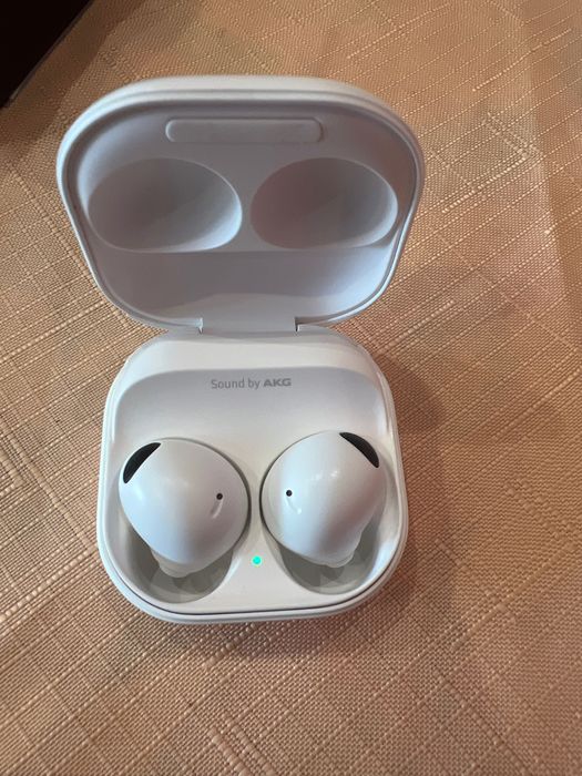 Samsung Galaxy S21 FE 5G 128GB + Galaxy Buds Pro + оригинално зарядно