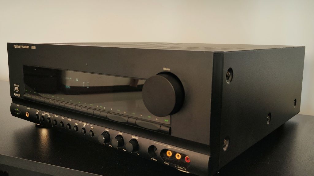 Amplituner 5.1 Harman Kardon AVR80