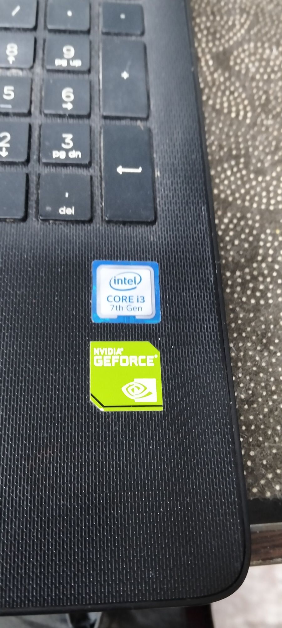 Продам ноутбукдля работы и дома мощный core i3-7 4gb 1000gb hdd можно